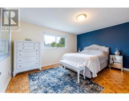 20 Sanderson Crescent, Richmond Hill, ON L4C5L4 Photo 17