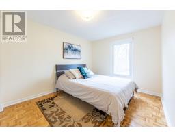 20 Sanderson Crescent, Richmond Hill, ON L4C5L4 Photo 19