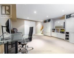 20 Sanderson Crescent, Richmond Hill, ON L4C5L4 Photo 24