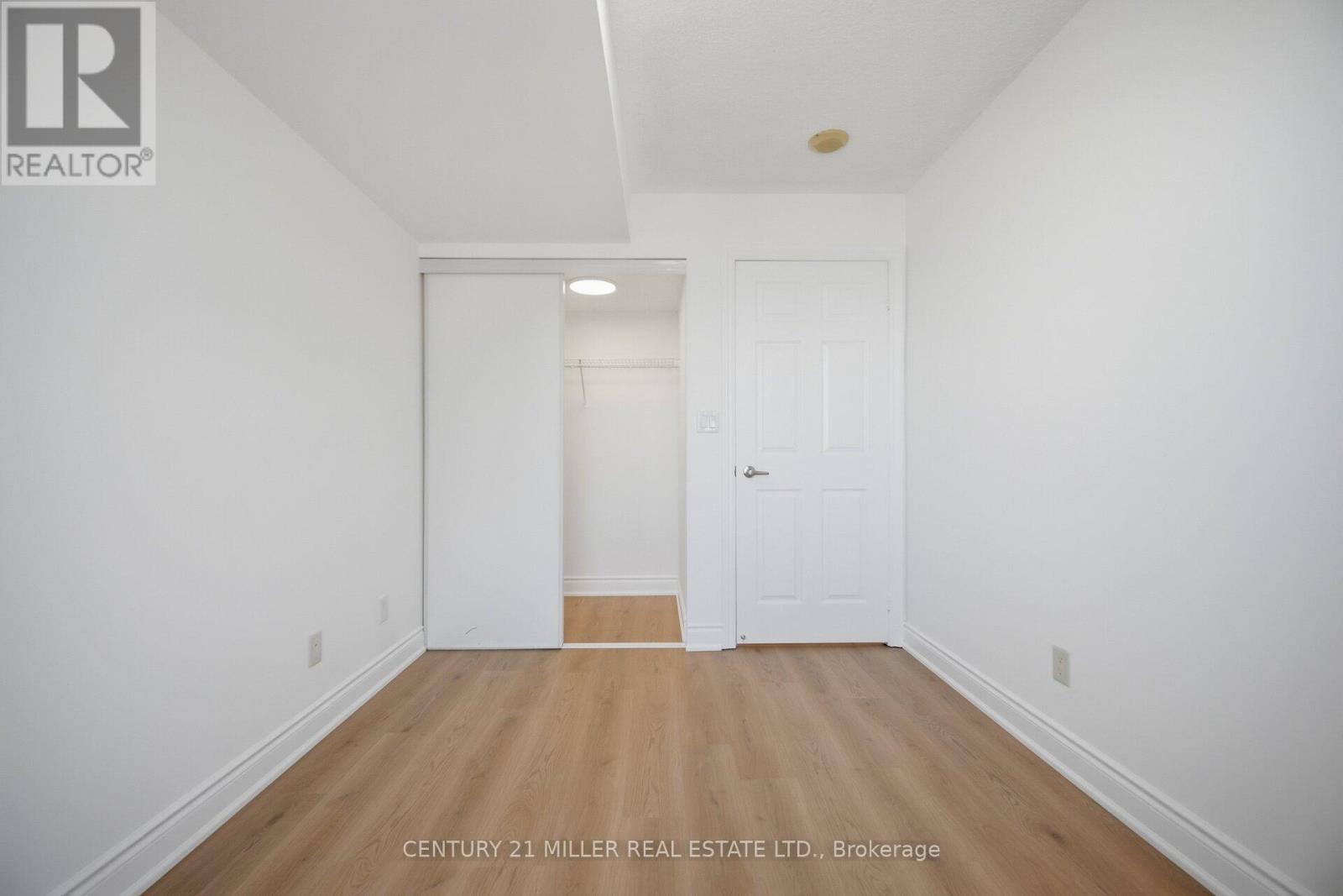 #1203 310 BURNHAMTHORPE ROAD W - 28