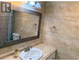Bedroom 3 - Upper - 15 Hardcastle Court, Brampton, ON L6S2B2 Photo 8