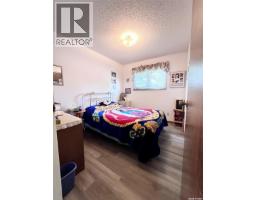 Den - 99 Bowerman Crescent, Prince Albert, SK S6V6G3 Photo 9