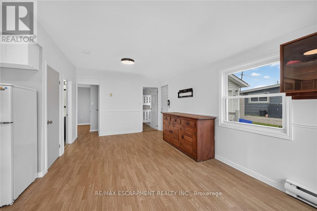 5 WILLOWAY LANE - 11