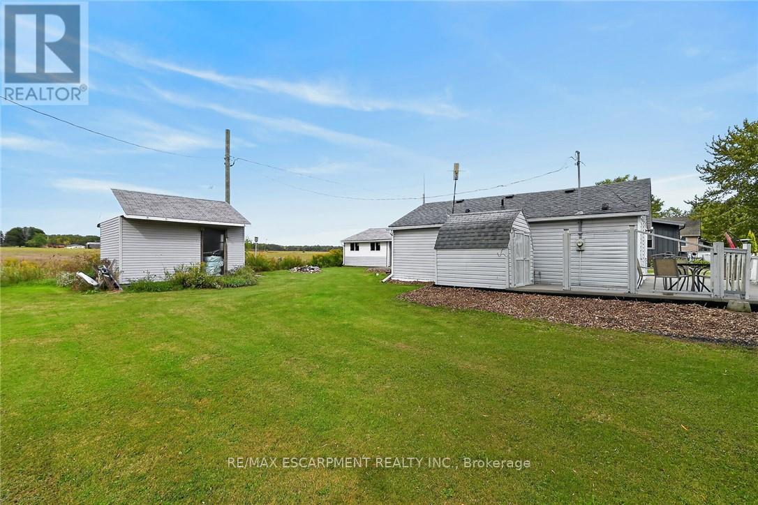 5 WILLOWAY LANE - 35