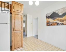 2110 19 Avenue S - photo 8
