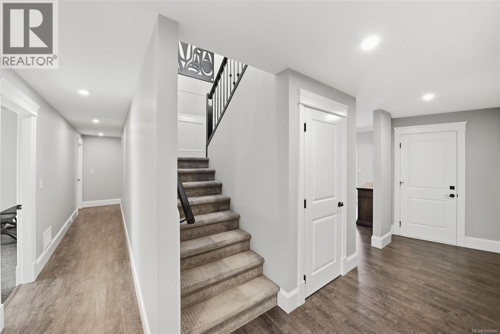 3495 Simmons Pl - Image 35