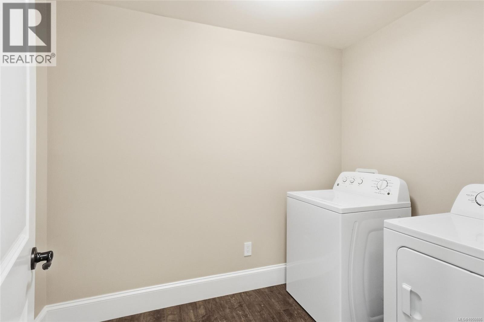 3495 Simmons Pl - Image 47