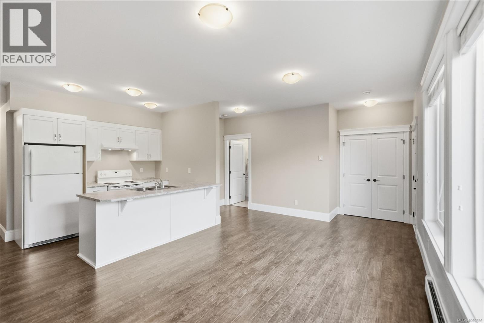 3495 Simmons Pl - Image 42