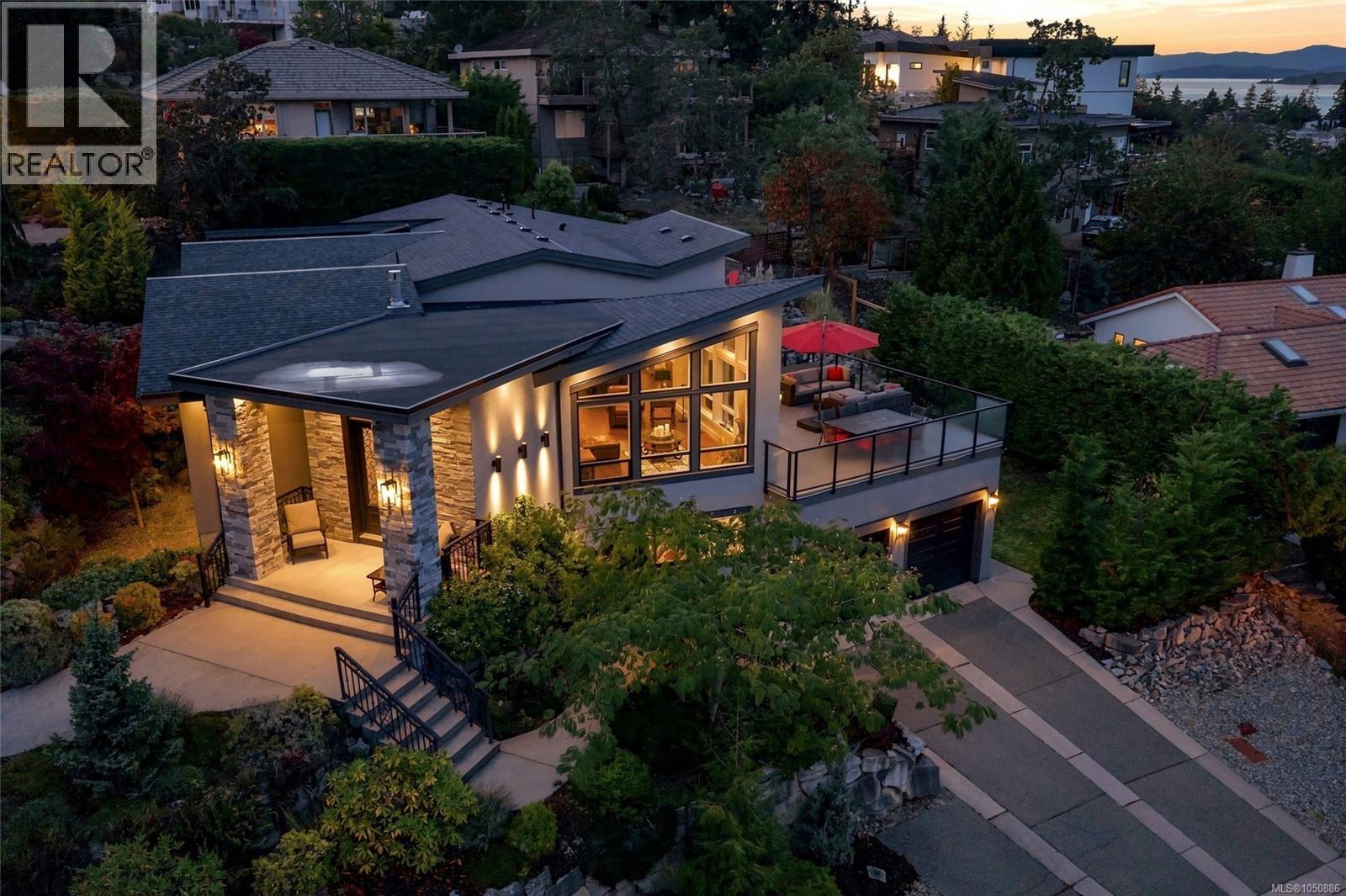 3495 Simmons Pl - 9