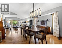 Living room - 5 Sunset Crescent, Okotoks, AB T1S1M6 Photo 6
