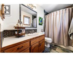 Den - 5 Sunset Crescent, Okotoks, AB T1S1M6 Photo 15