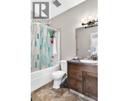 5928 52 Avenue, Red Deer, AB T4N4K6 Photo 24
