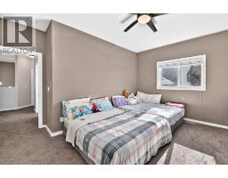 5928 52 Avenue, Red Deer, AB T4N4K6 Photo 13