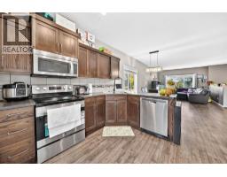 Kitchen - 5928 52 Avenue, Red Deer, AB T4N4K6 Photo 6