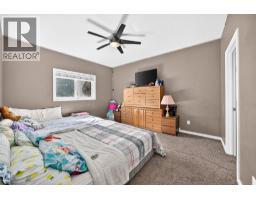5928 52 Avenue, Red Deer, AB T4N4K6 Photo 15