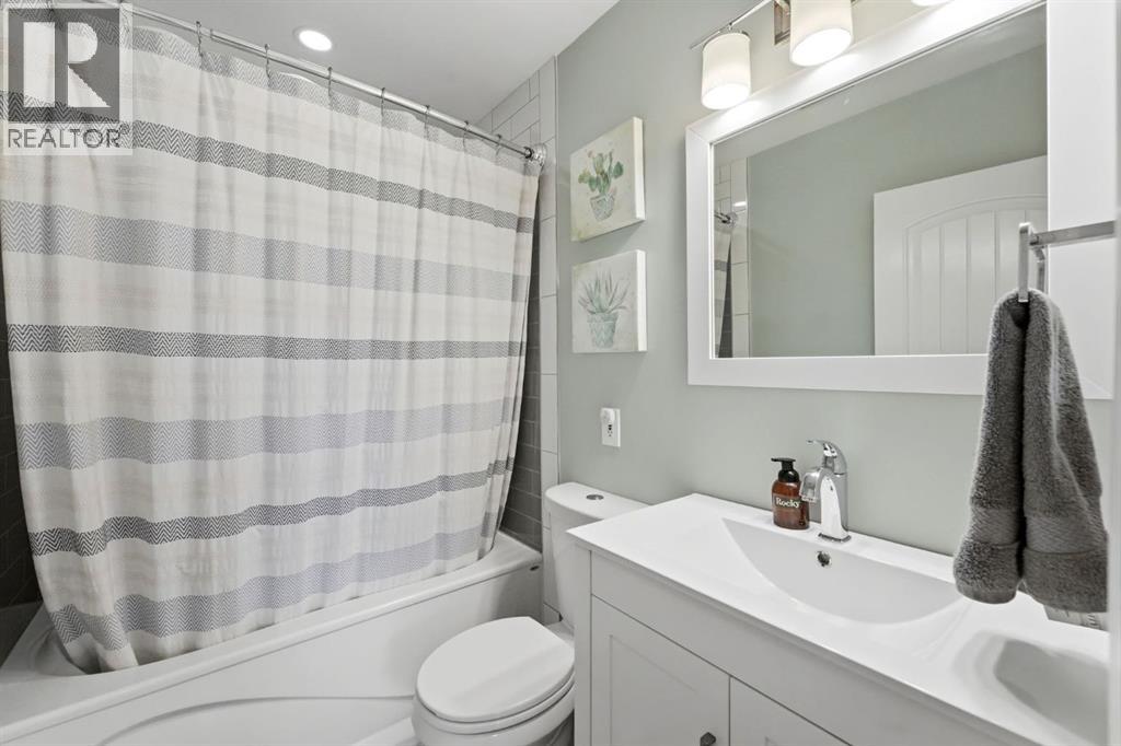 Listing photo – 37 Sherwood Crescent, Red Deer