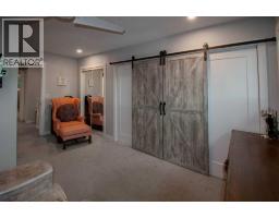 Family room - 460 Hawkhill Place Nw, Calgary, AB T3G3H7 Photo 12