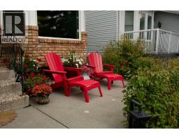 460 Hawkhill Place NW - photo 3