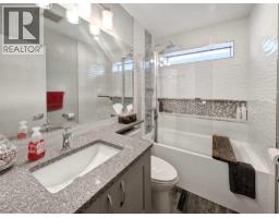 Bedroom - 460 Hawkhill Place Nw, Calgary, AB T3G3H7 Photo 8