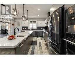 2849 Heardcreek Trail, London North, ON N6G0W1 Photo 16