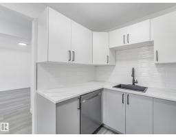 152 Londonderry Square Sq Nw, Edmonton, AB T5C3C4 Photo 9
