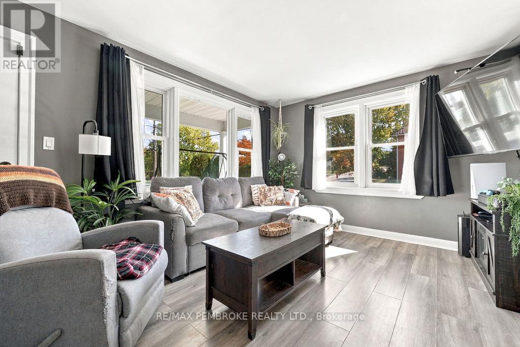53 DORAN STREET - Image 15