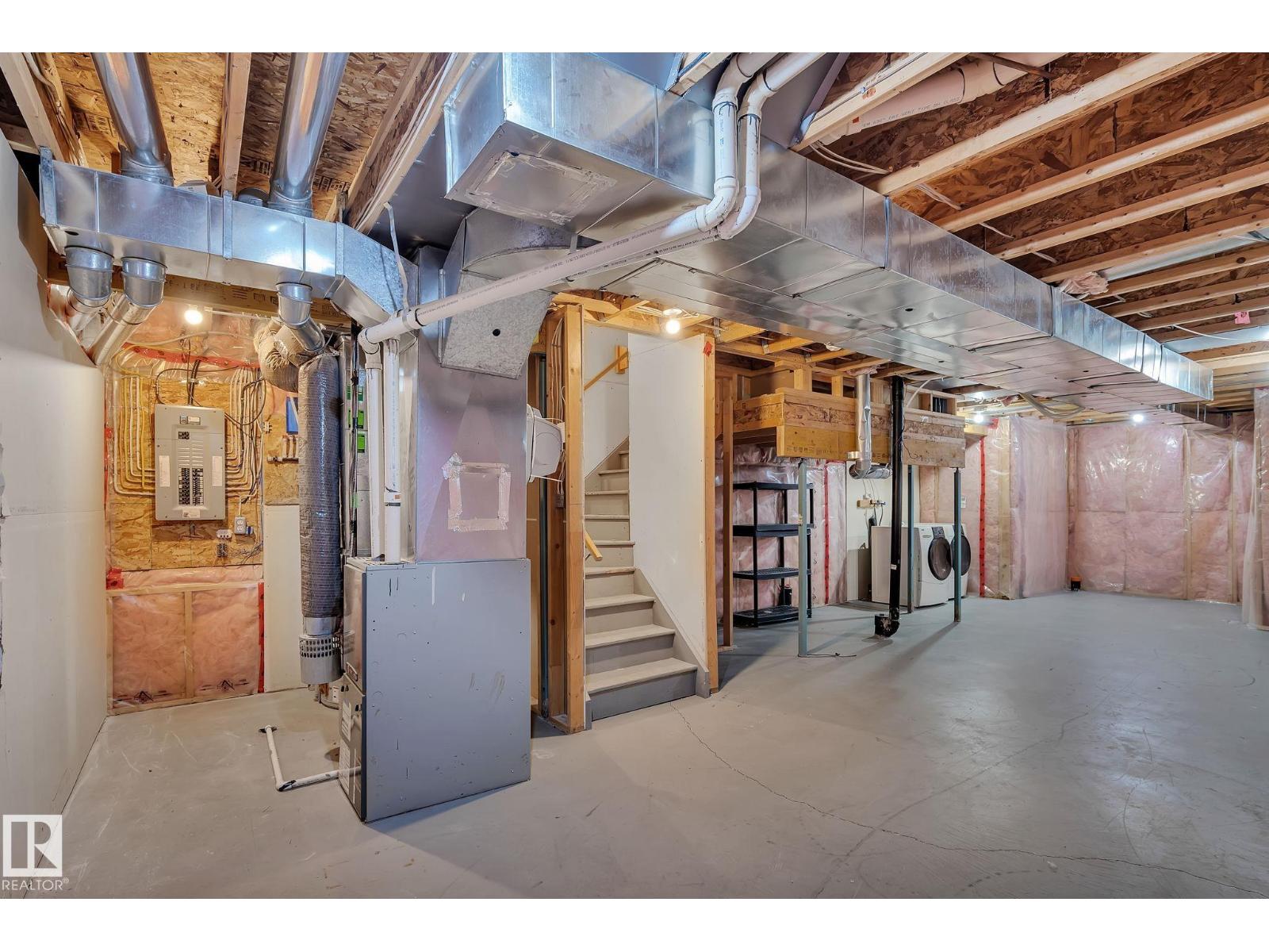 14771 141 ST NW - 33