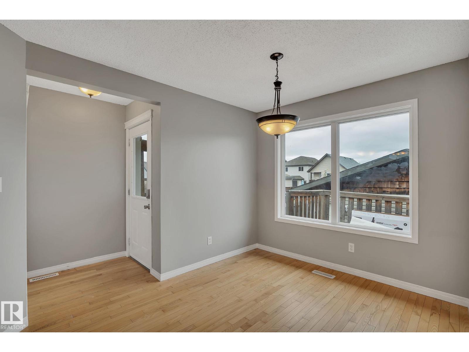 14771 141 ST NW - 9