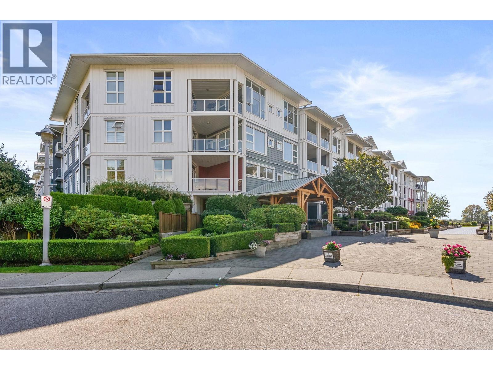 Photo of 315 4600 WESTWATER DRIVE 33