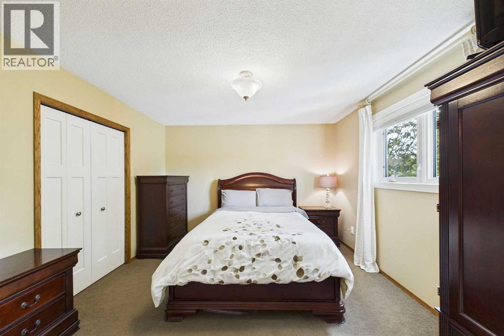 Listing photo – 222 Davison Drive, Red Deer