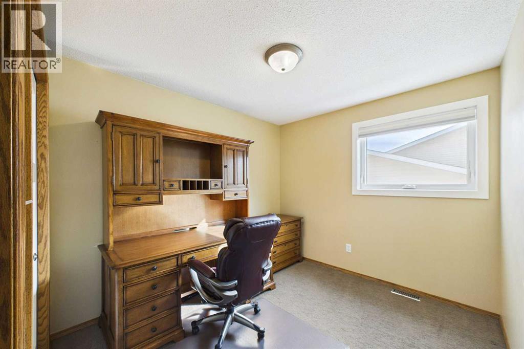 Listing photo – 222 Davison Drive, Red Deer