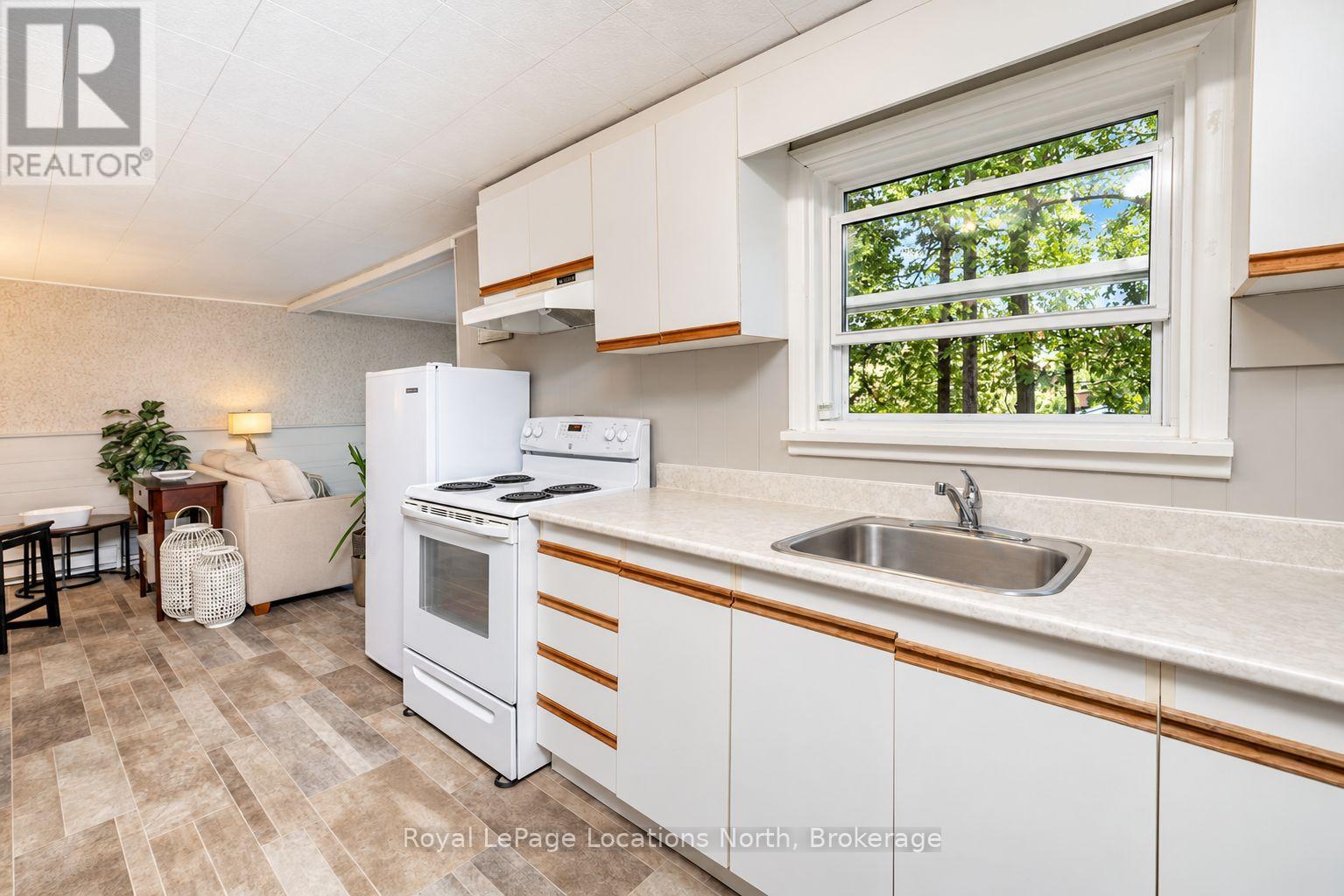 280 OXBOW PARK Drive, Wasaga Beach photo 40