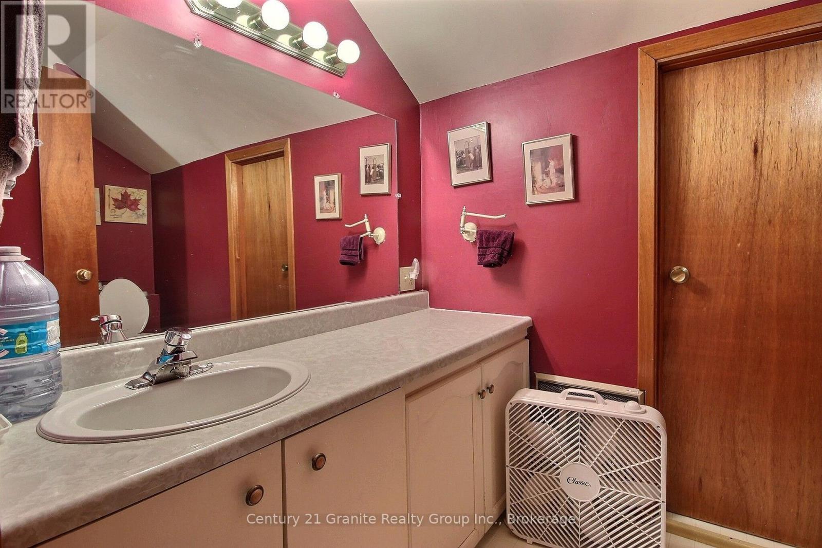 1051 HALLS LAKE ROAD - Image 16