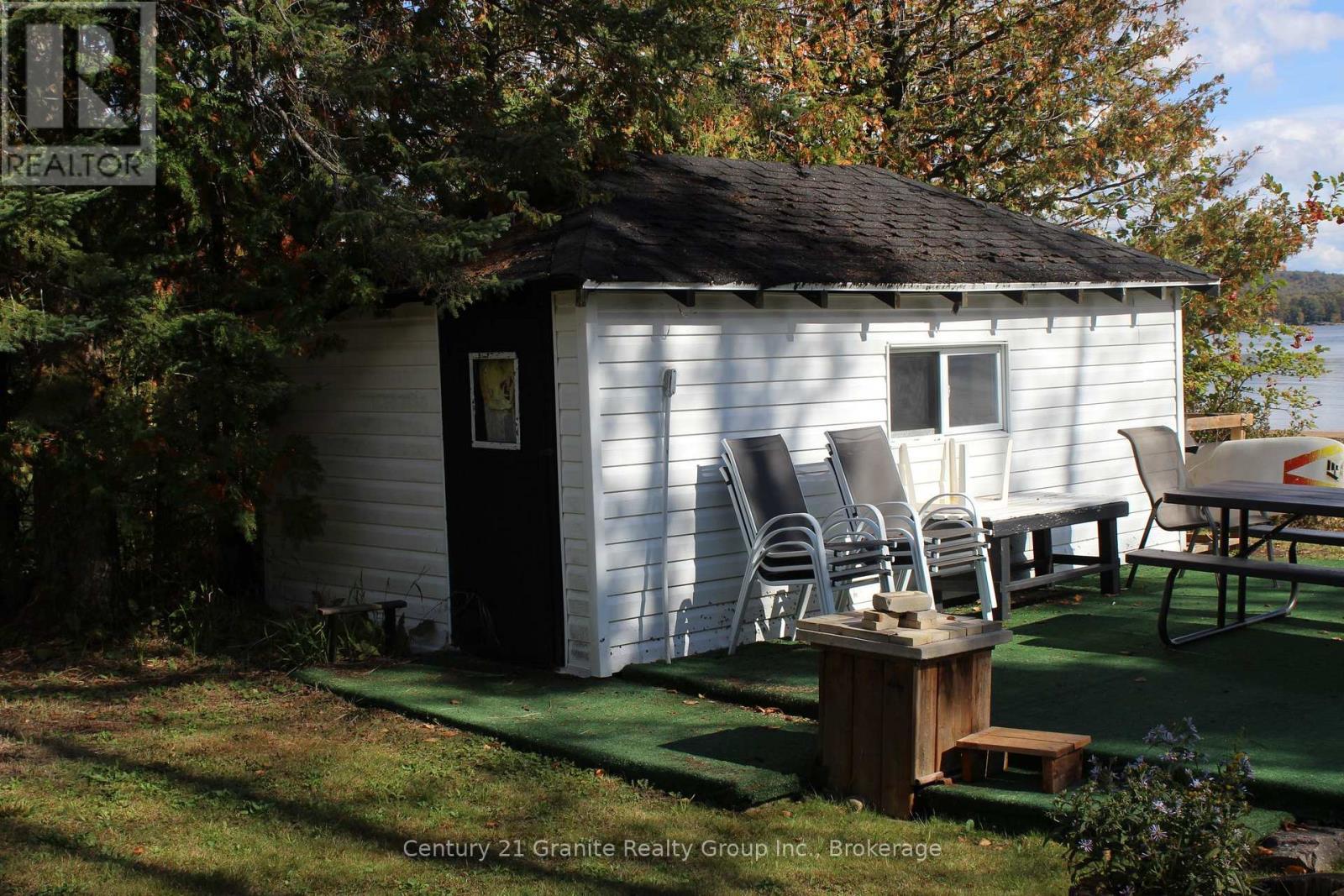 1051 HALLS LAKE ROAD - Image 21