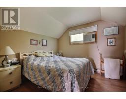 1051 Halls Lake Road, Algonquin Highlands, ON K0M1S0 Photo 13