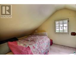 1051 Halls Lake Road, Algonquin Highlands, ON K0M1S0 Photo 14