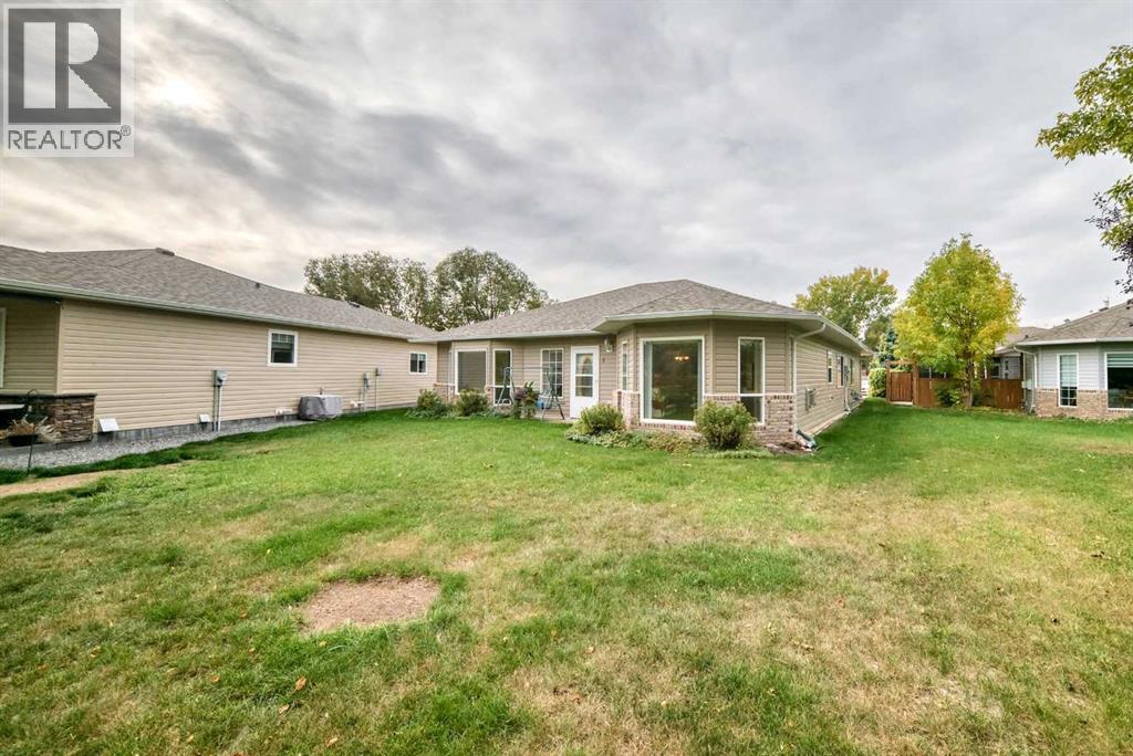 6, 6500 40 Avenue - 35