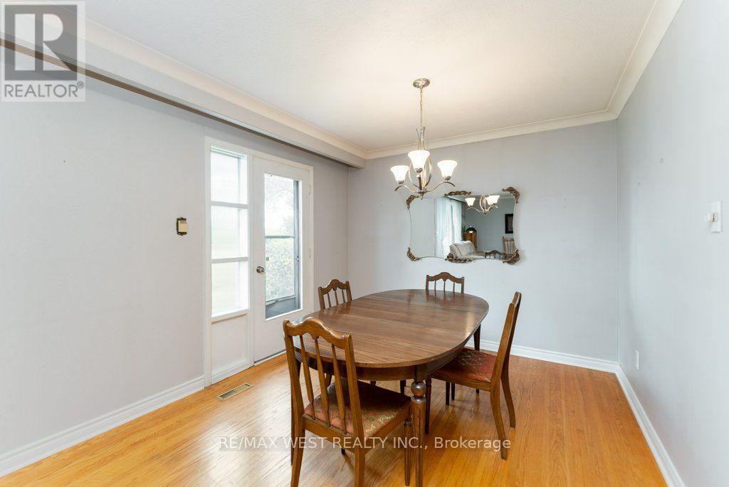 38 Albacore Crescent, Toronto, ON photo 9
