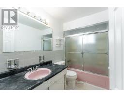 38 Albacore Crescent, Toronto, ON M1H2L3 Photo 13