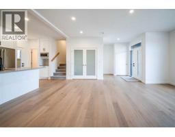755 Centre Avenue NE - photo 3