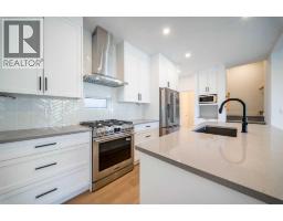 755 Centre Avenue NE - photo 4