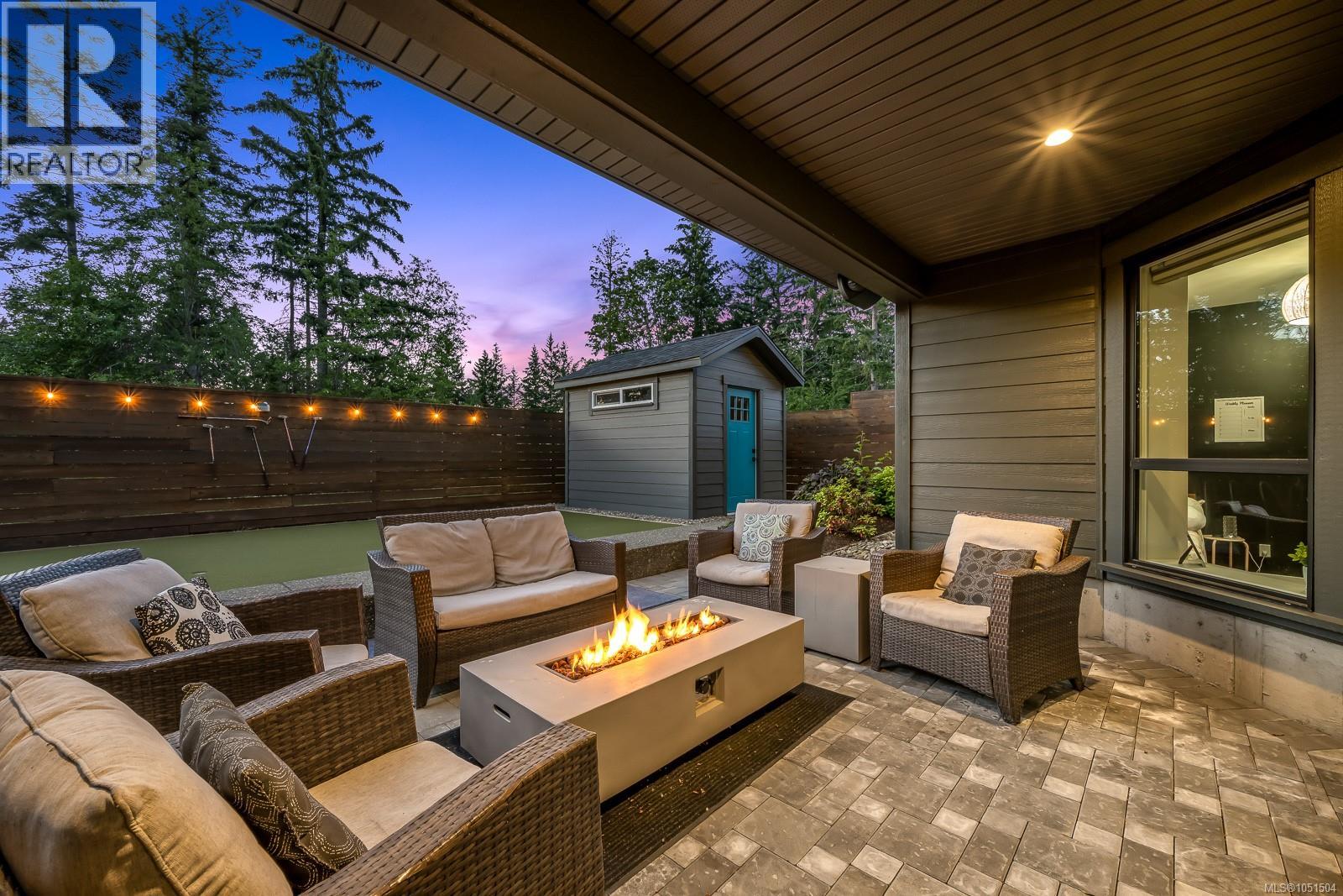 1586 Crown Isle Blvd - 36