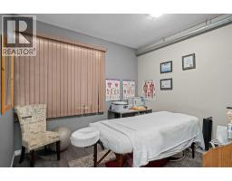 200, 14 Crystalridge Drive, Okotoks, AB T1S2C3 Photo 17