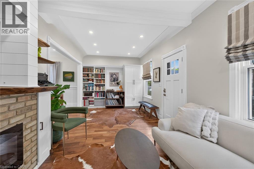 28 Baker Street — photo 4