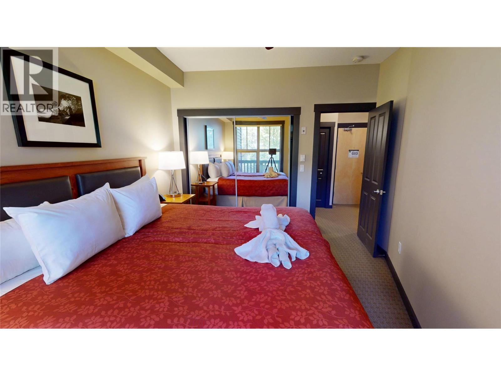 #106 2064 Summit Drive - 17