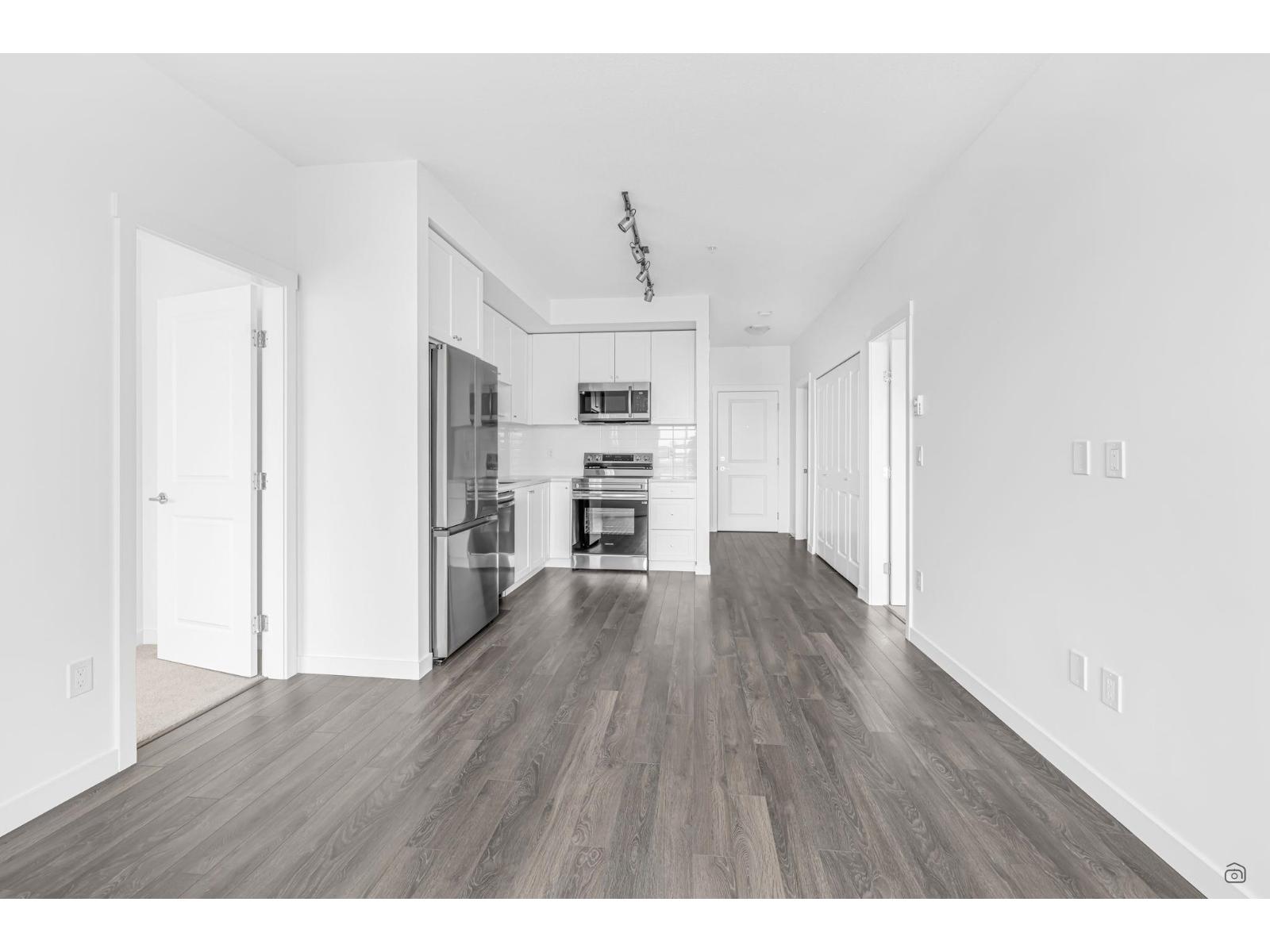 3 Bed, 1 Bath House for Rent in Surrey – 4F 15738 85 AVENUE, Surrey – MLS# R3172100 - Image 11
