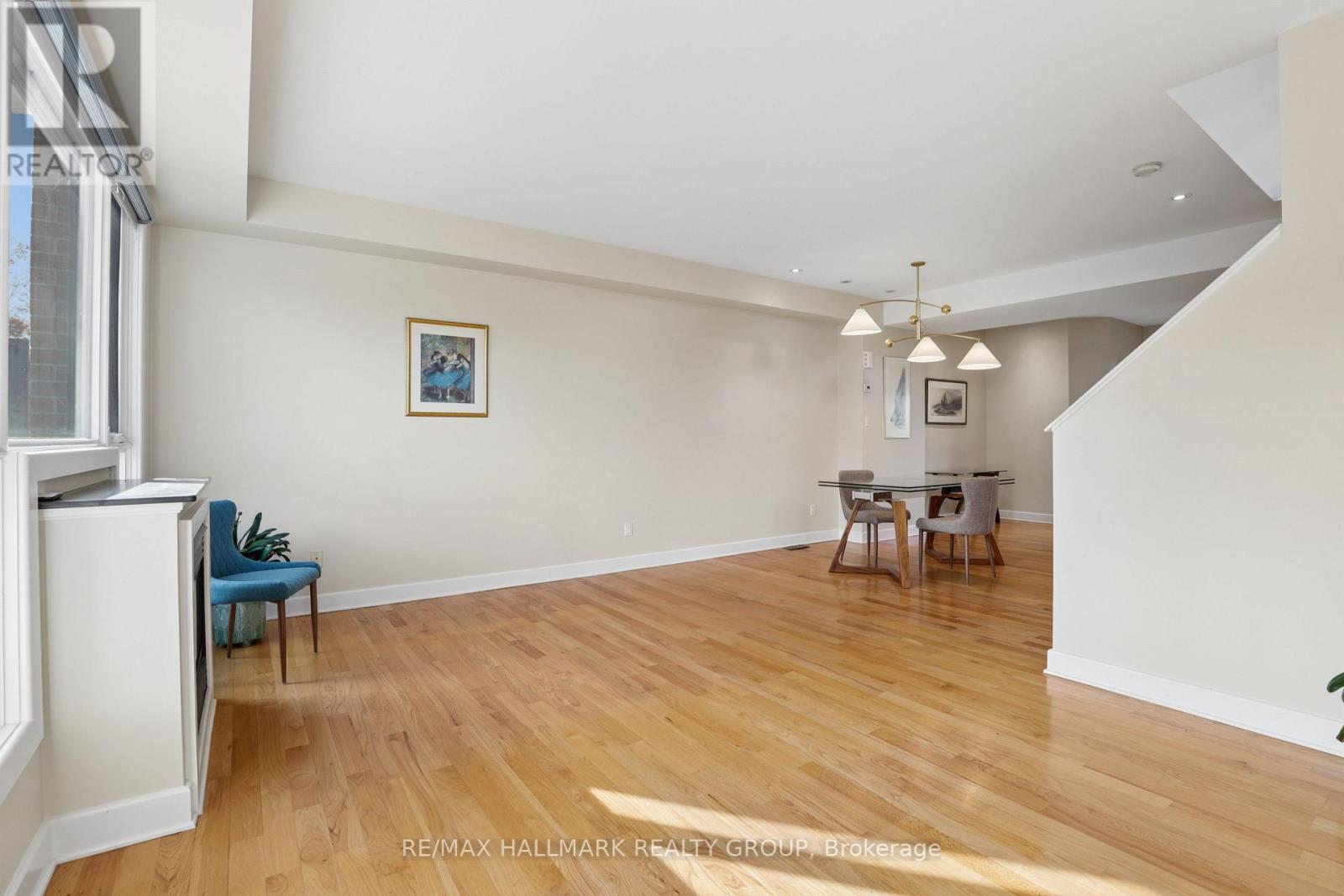 2nd Floor - Living Room