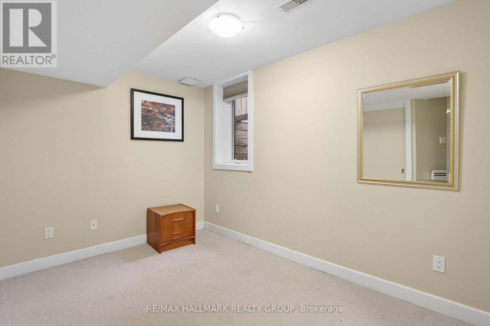 Lower Level - Guest Suite / Bedroom