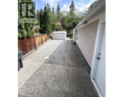 205 Merlin Court, Kelowna, BC V1V1N2 Photo 28