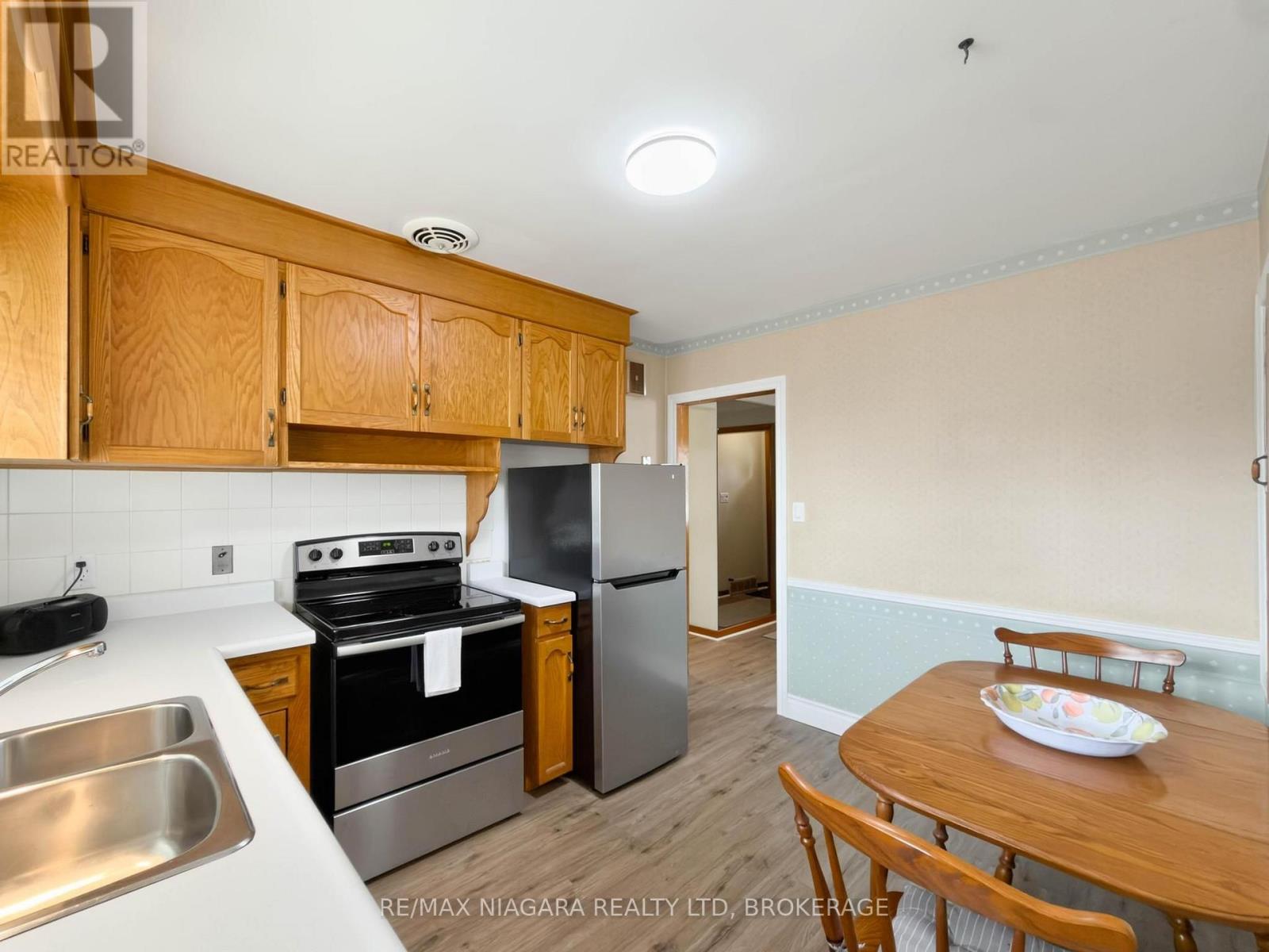 6558 O'NEIL STREET - 17